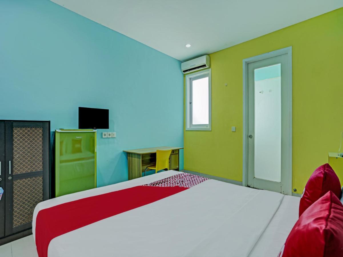 Oyo 3856 Tizta Suites Bali Sanur Extérieur photo