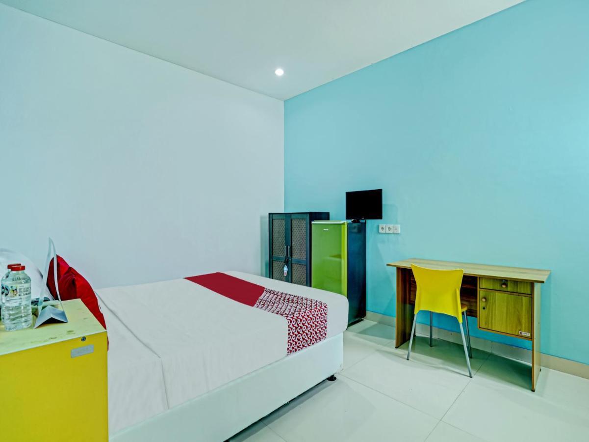 Oyo 3856 Tizta Suites Bali Sanur Extérieur photo